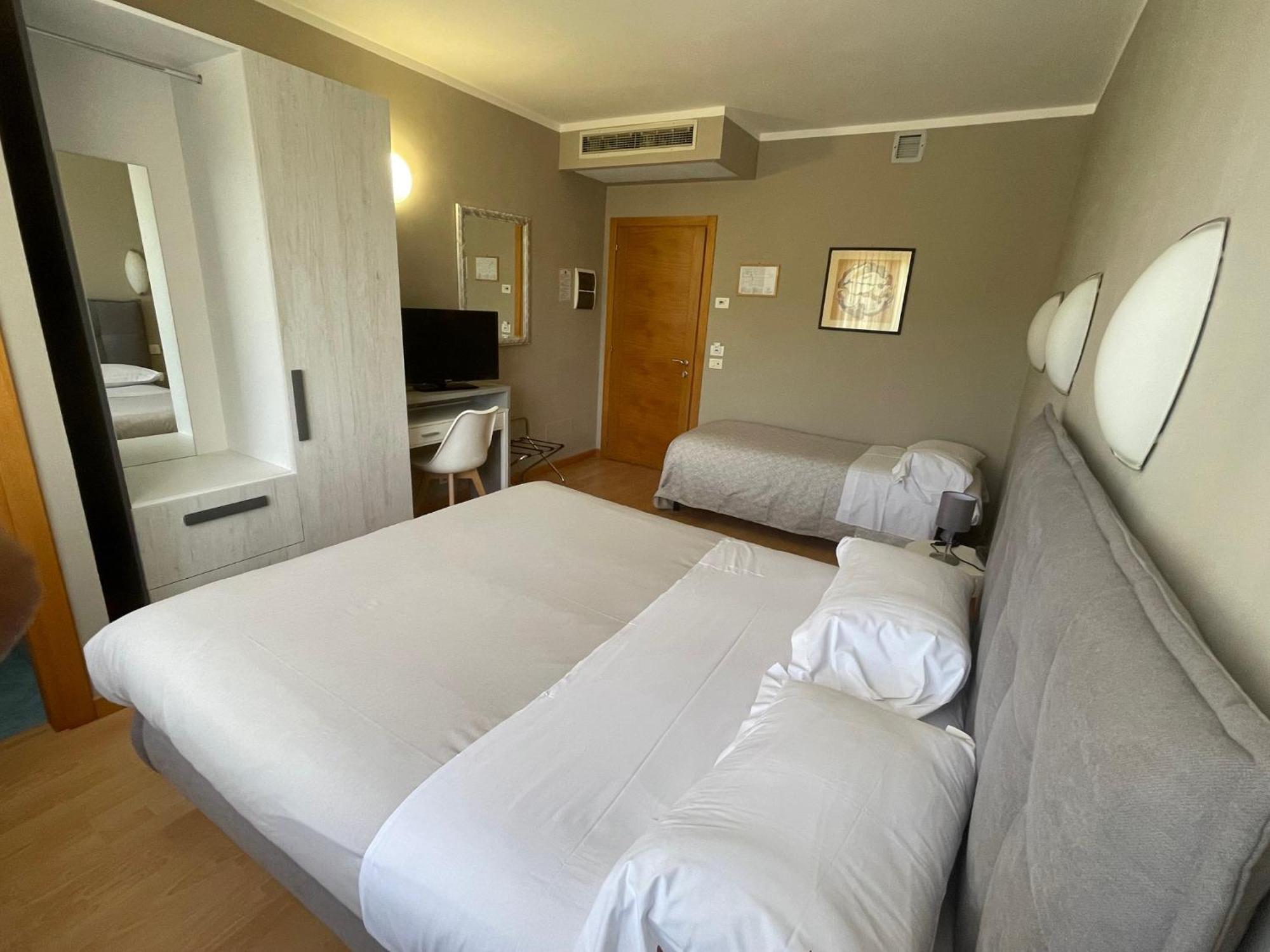 Hotel Rio ウンベルティデ エクステリア 写真